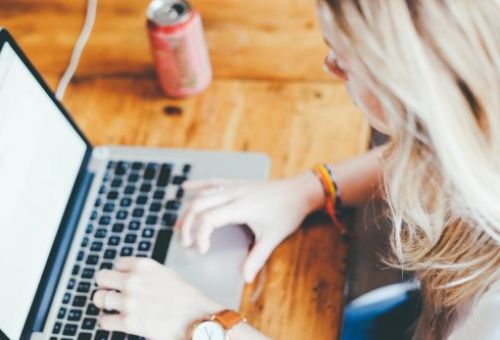 Cursos y Talleres online.